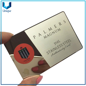 China Fabricante de artesanías de metal para tarjeta de visita de metal, oro / plata / de cobre Tarjeta de invitación de metal cepillada, tarjeta de membresía de acero Stailss